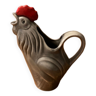 Rooster pitcher