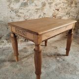 Table ancienne en chêne – Style Louis XVI – France – Années 1920