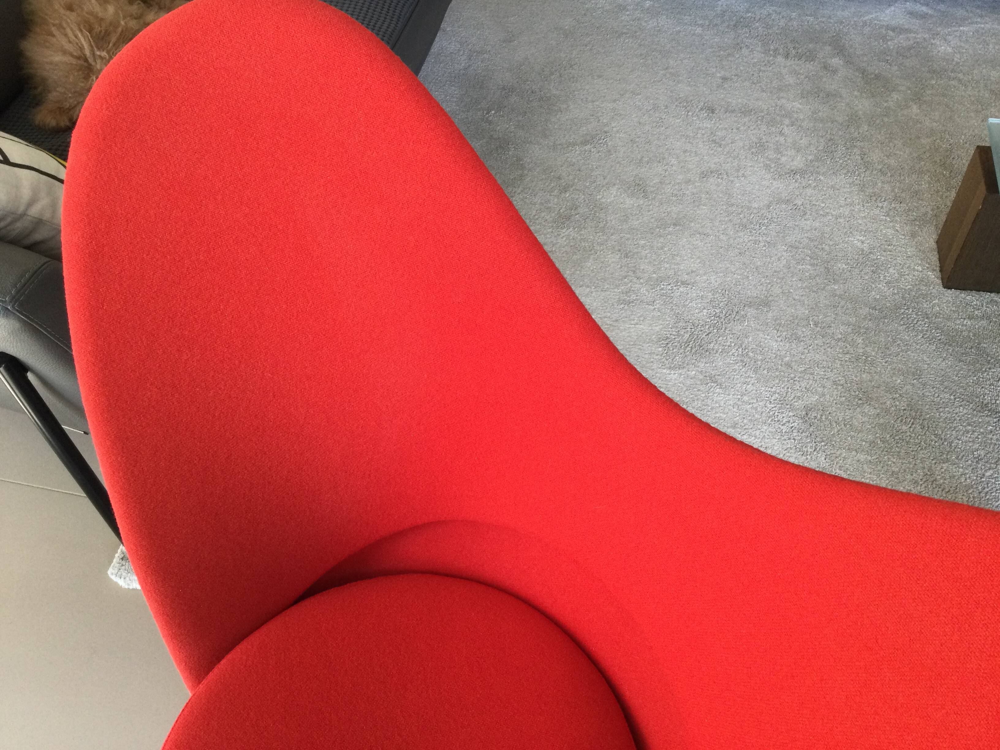 Heart Cone Chair by Verner Panton Red
