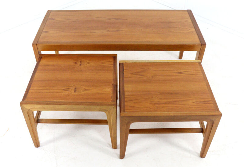 Table basse Remploy + tables d'appoint