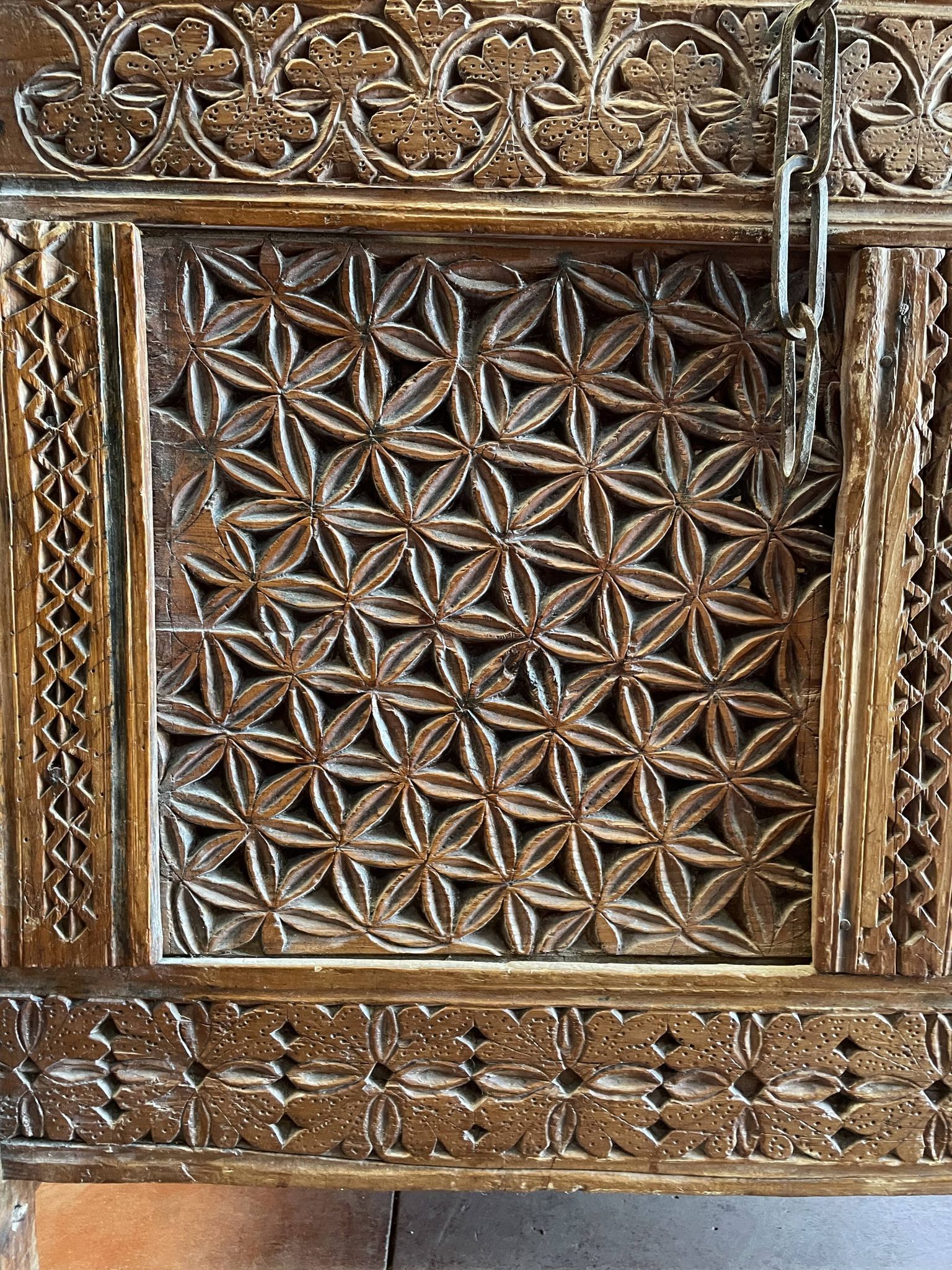 Afghanistan XIXth century wedding chest entirely hand-carved with floral decorations.