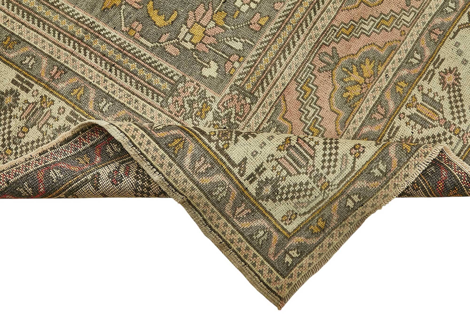 Turkish Vintage Anatolian Rug 202 cm x 345 cm