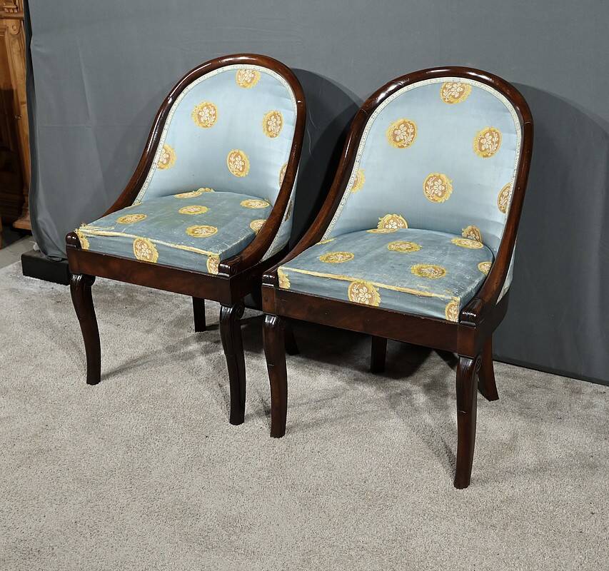 Pair of Mahogany Gondola Chairs, Restoration period – Part 1 of the 19th century