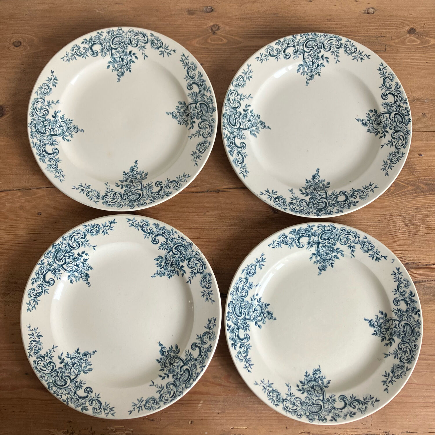4 Terre de Fer flat plates