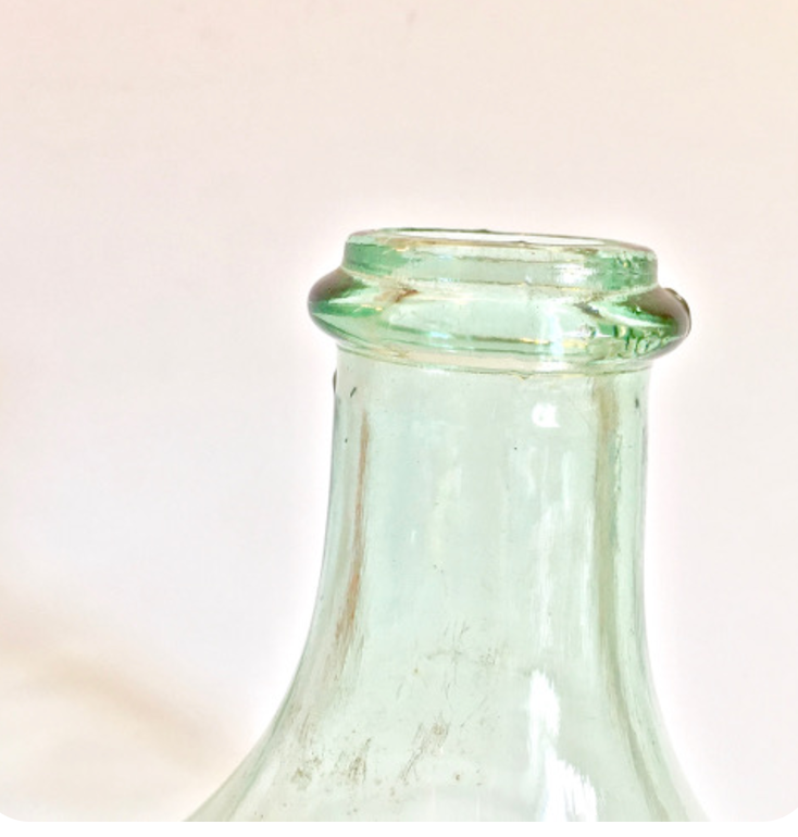 Light green demijohn 10L