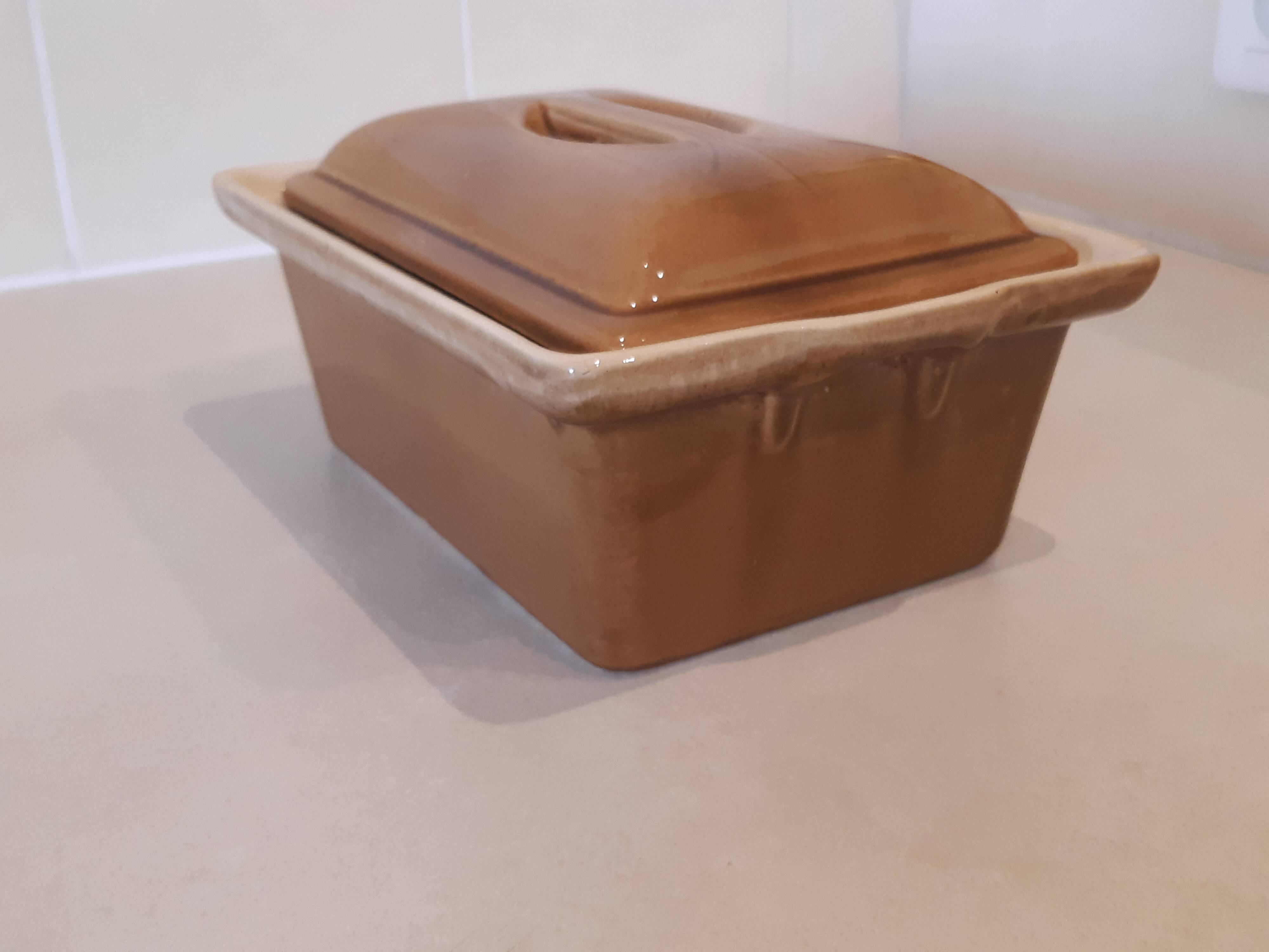 Glazed earthenware casserole pot