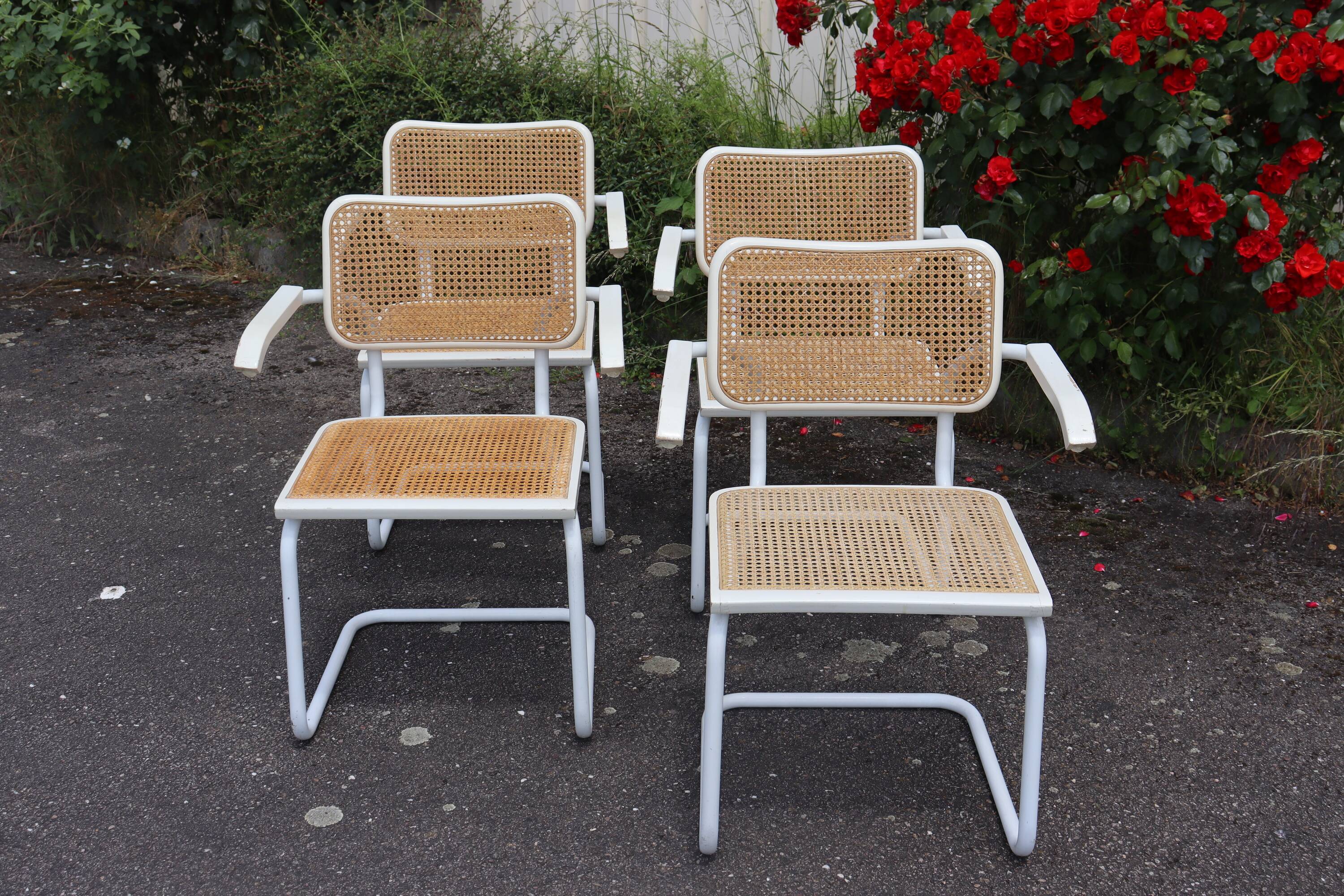 Set of 4 B32 chairs by Marcel Breuer