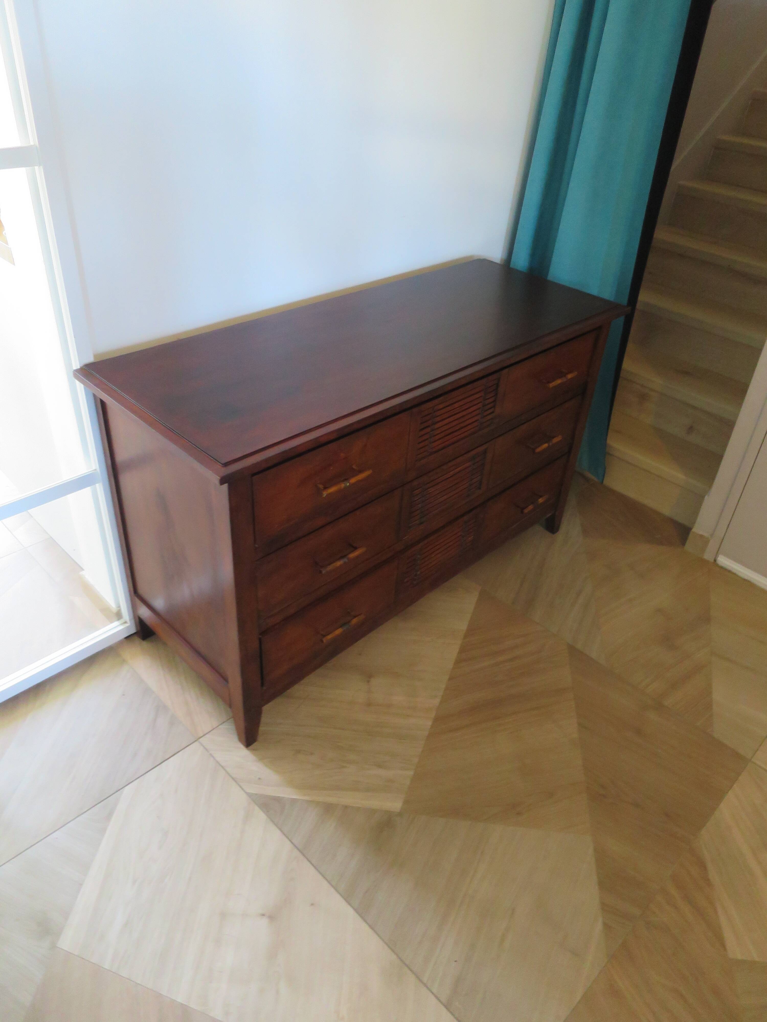 Commode longue–3 tiroirs -style colonial–Teinte acajou