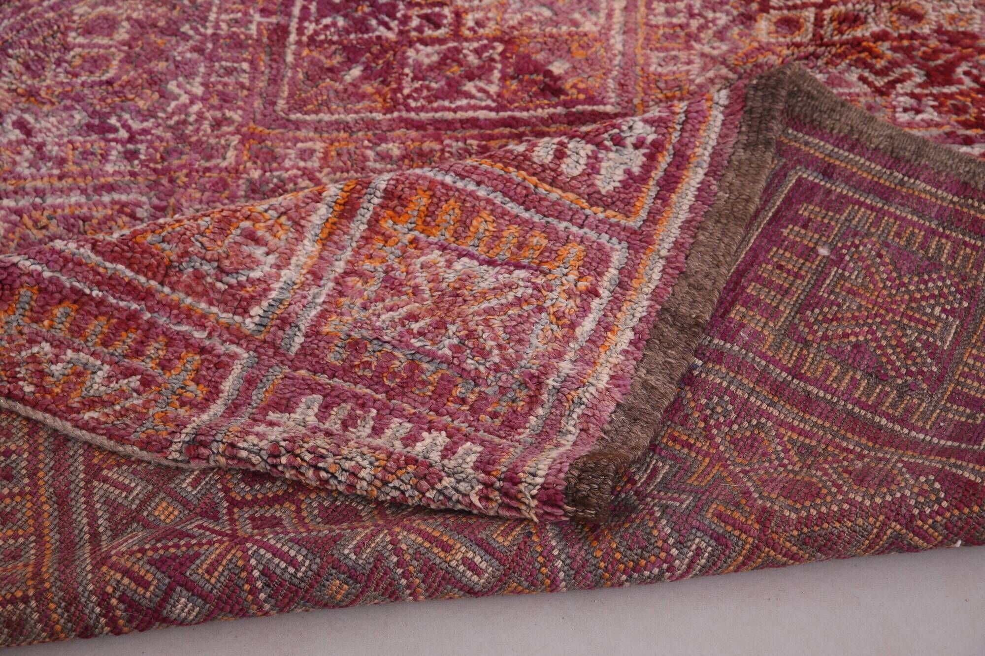 Purple Vintage Moroccan Rug 187 x 296 cm, Berber Handmade Wool Rug Bohemian