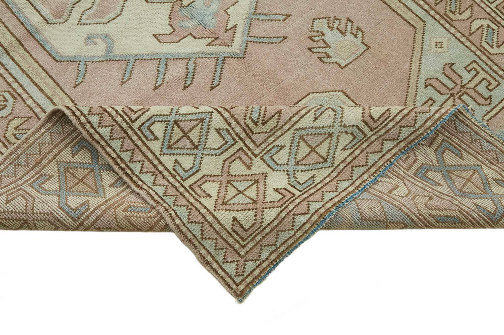 Turkish Vintage Anatolian Rug 145 cm x 233 cm
