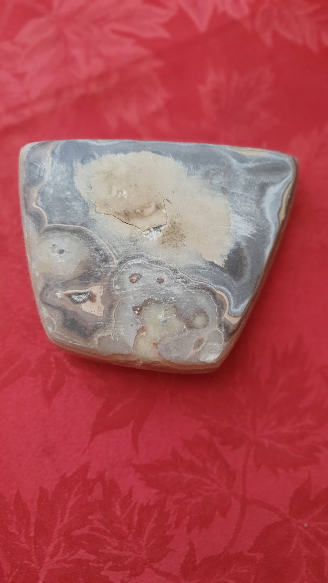 Polished agate soap dish or ashtray