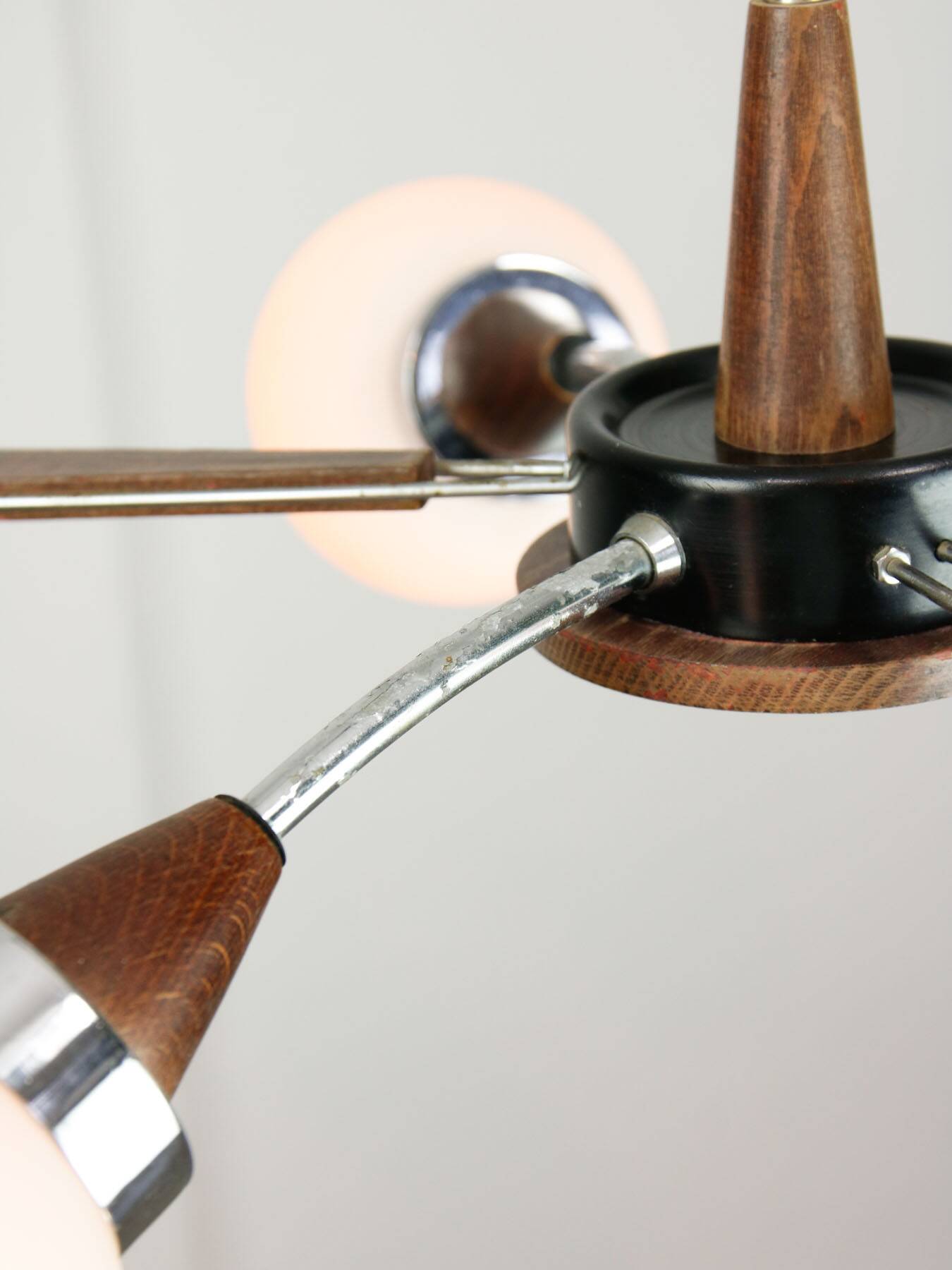 Mid-Century Modern Italian Chrome and Opaline Chandelier