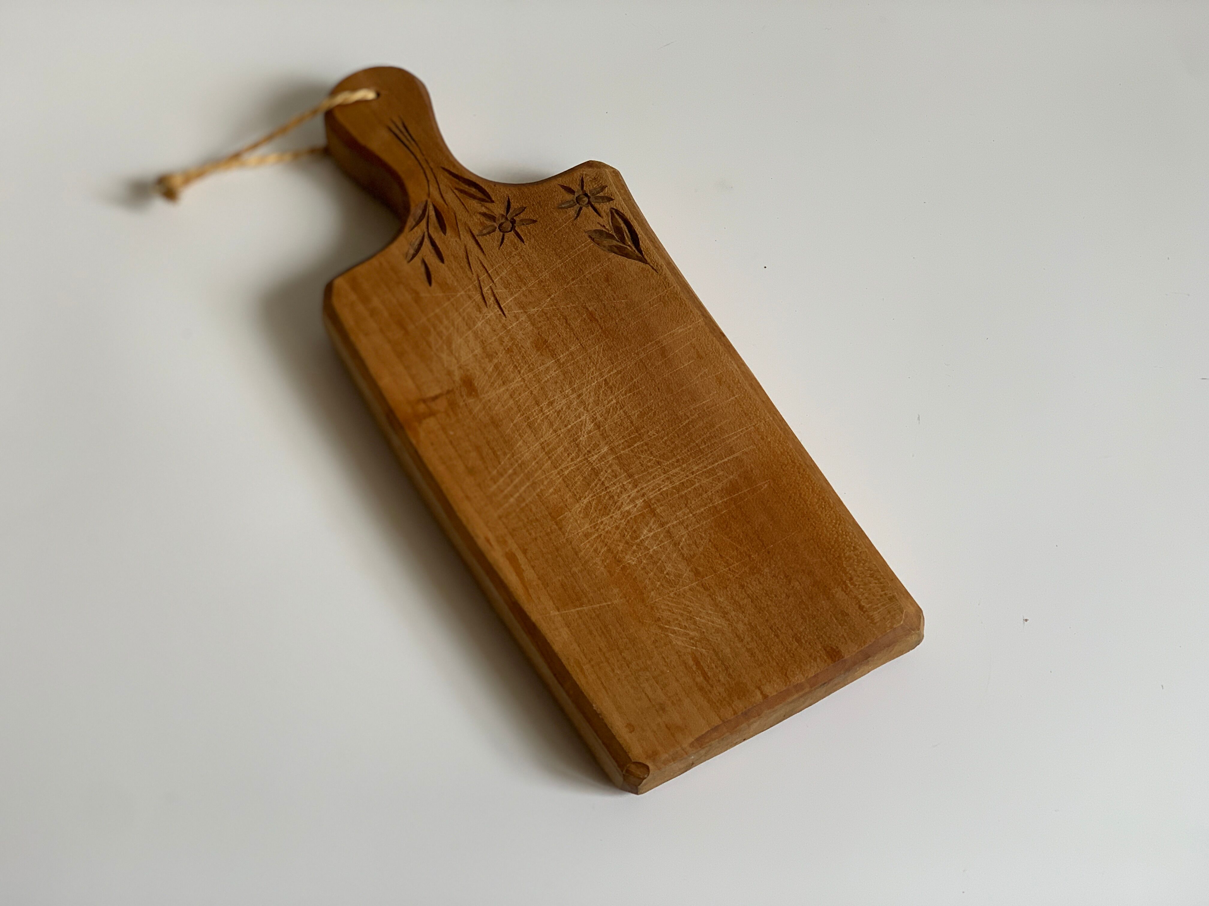 Wooden cutting board