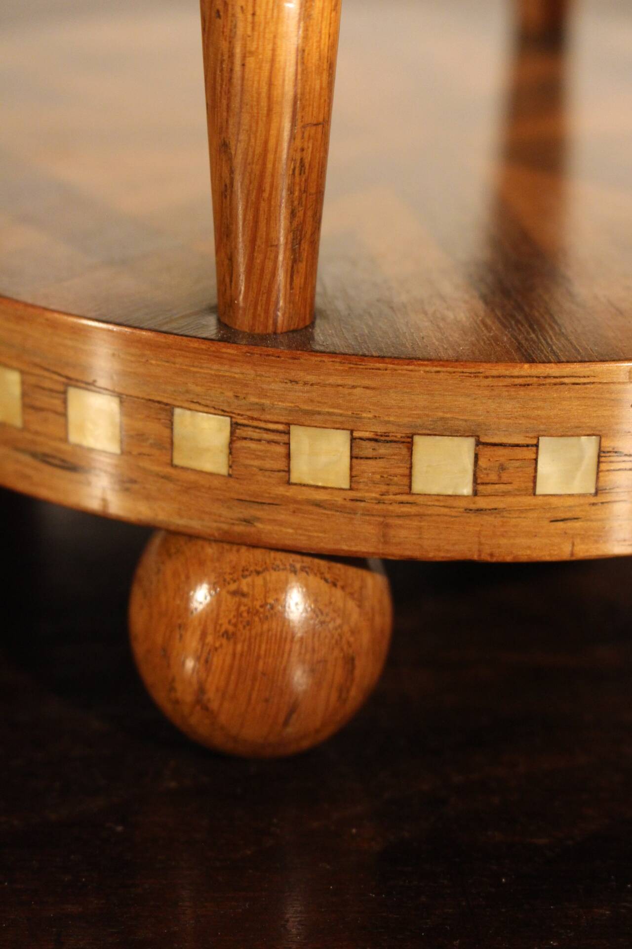 Art Deco representative pedestal table