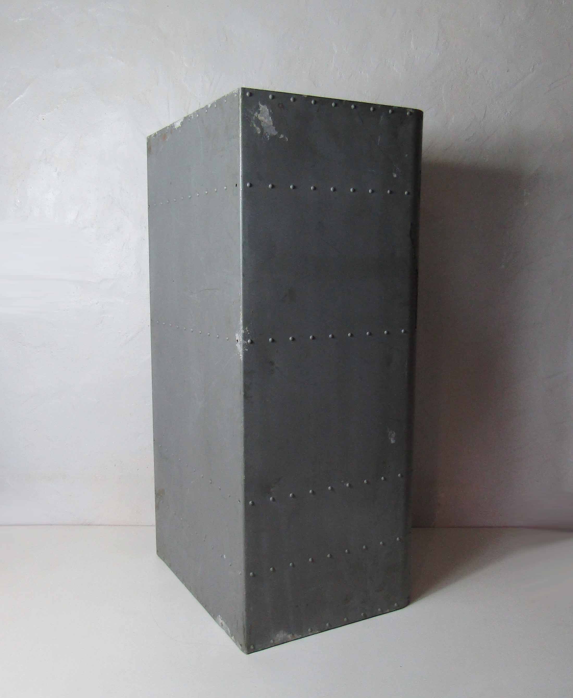 Former industrial shelf