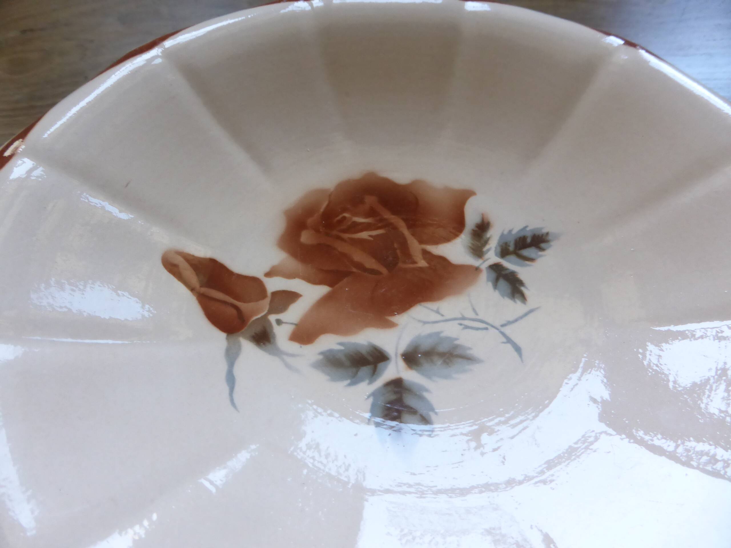 Round calotte dish Digoin Sarreguemines 200850