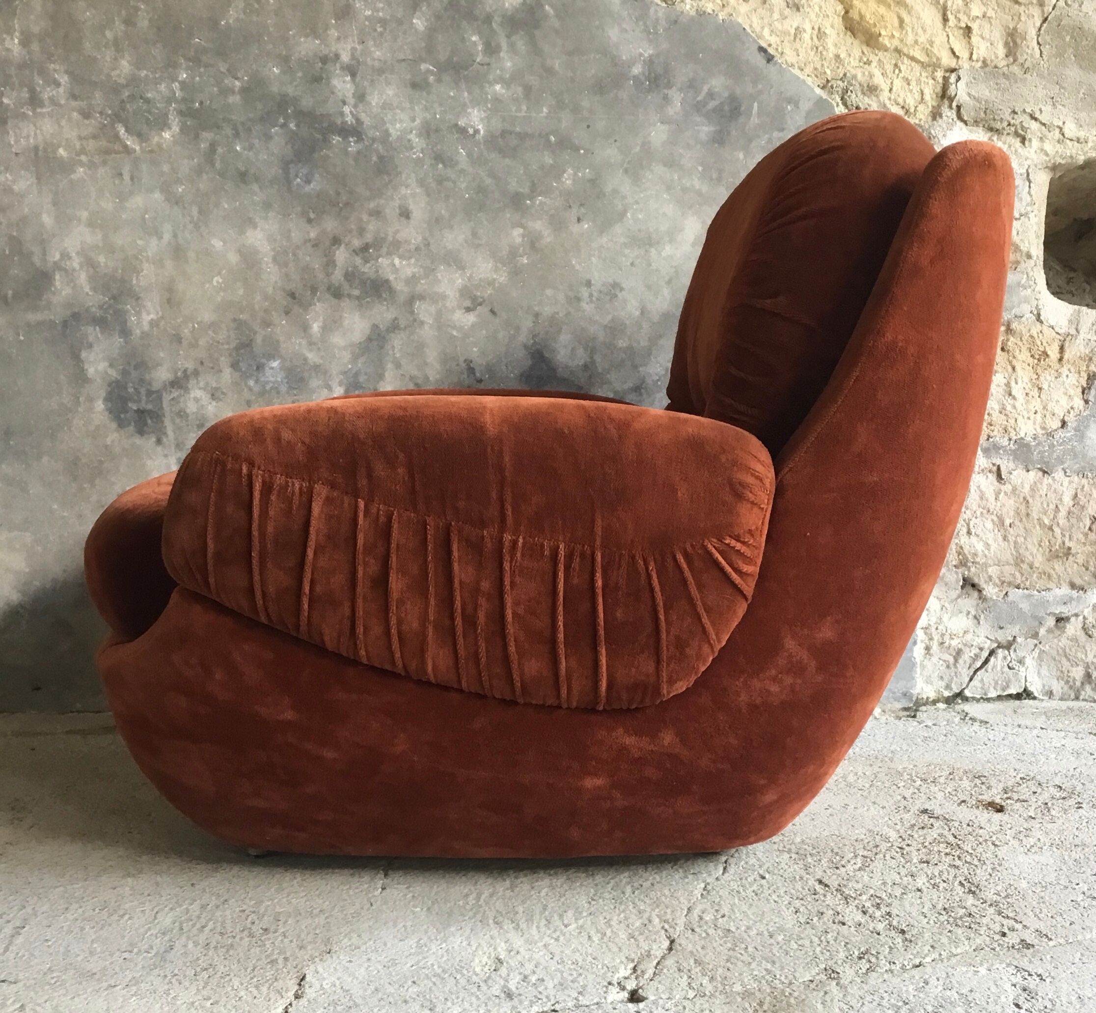 Space-age armchair shell smooth velvet brown - vintage 1970