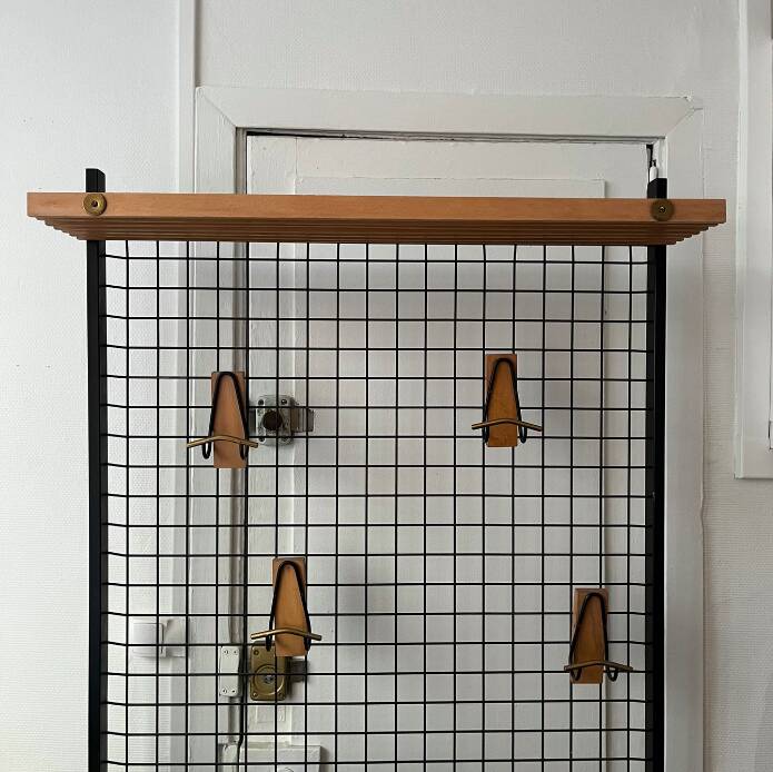 Vintage entrance bench wardrobe