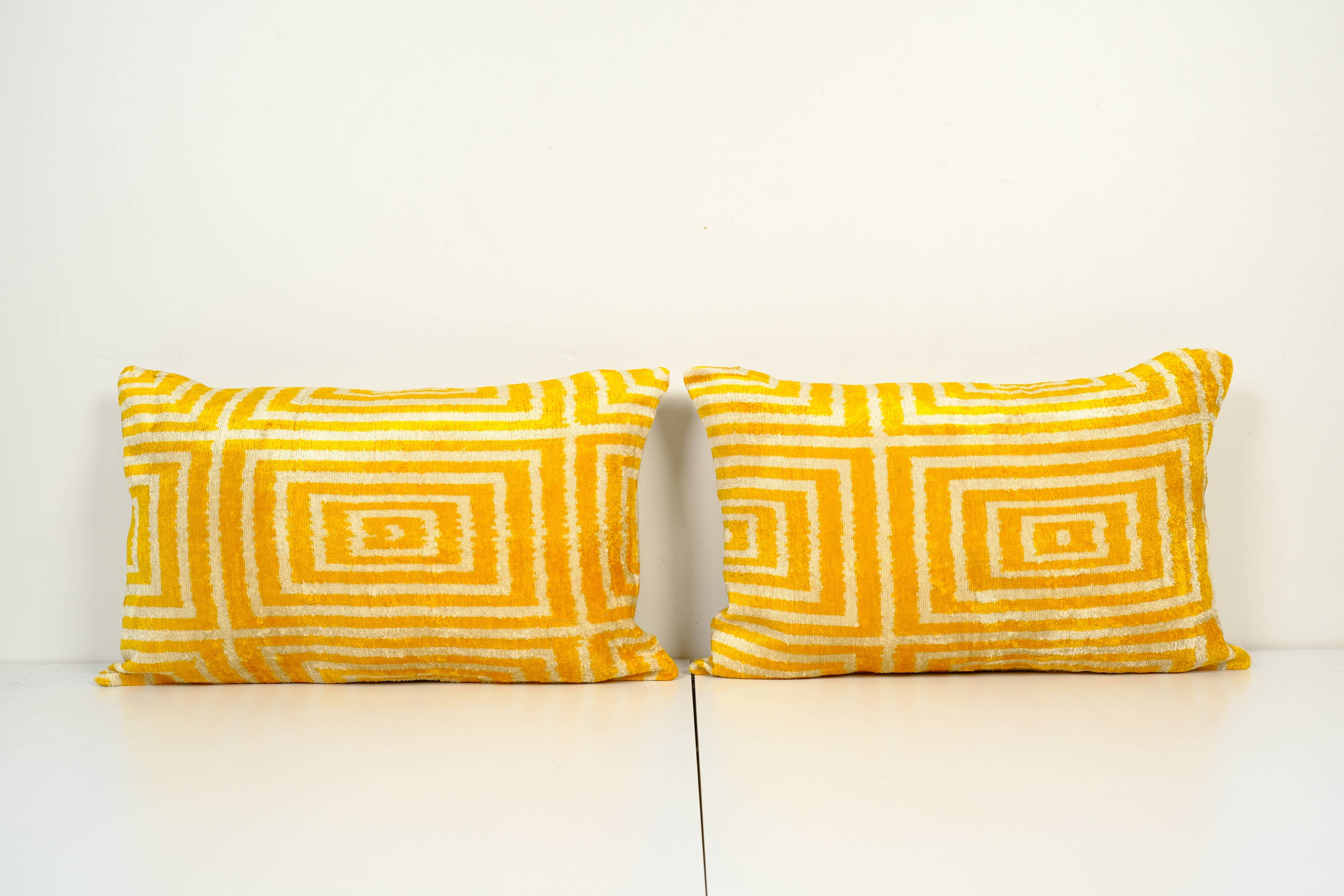 Pair of cushions