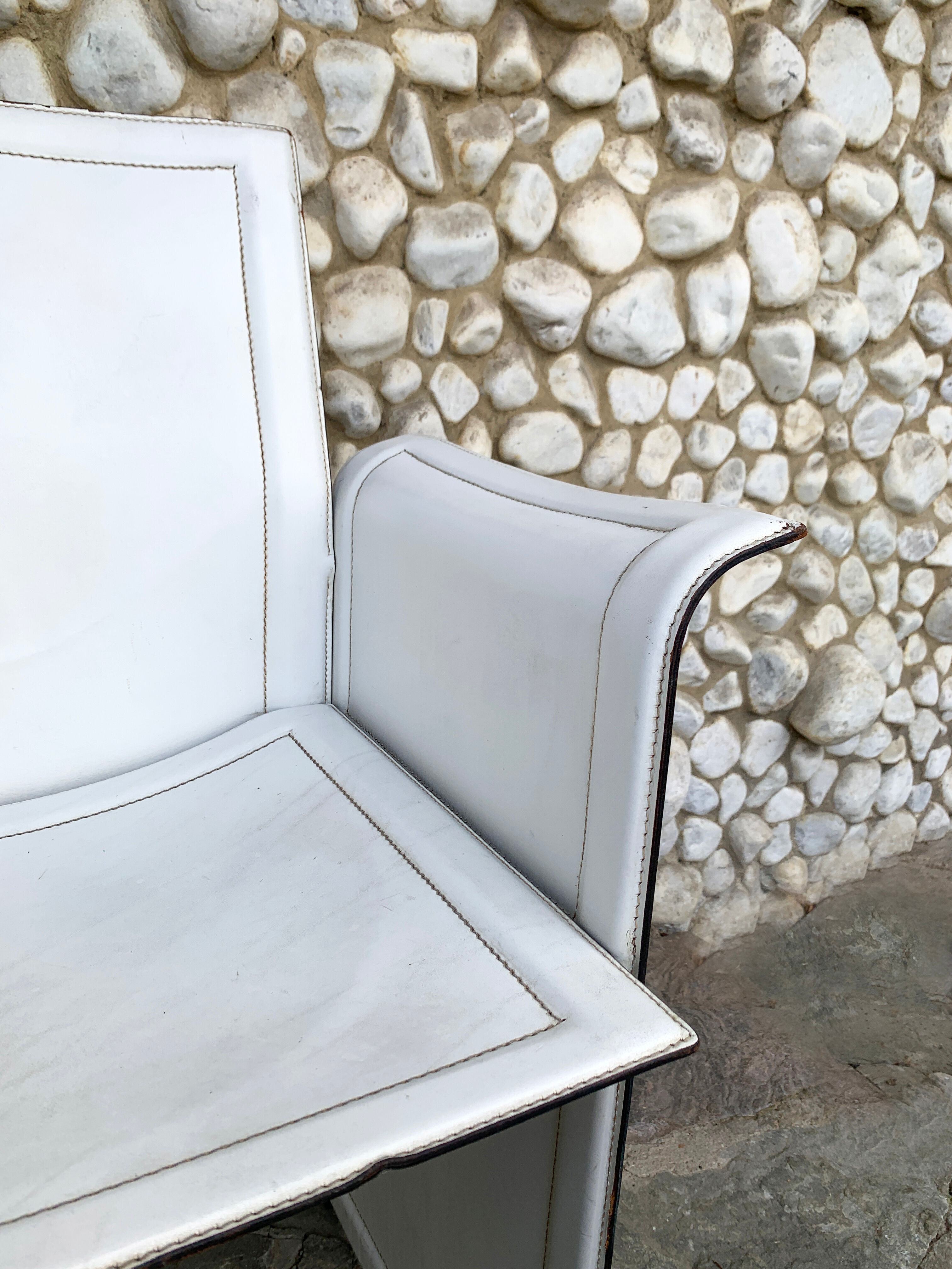 White leather armchair, Tito Agnoli for Matteo Grassi, Italy, 1970-80s
