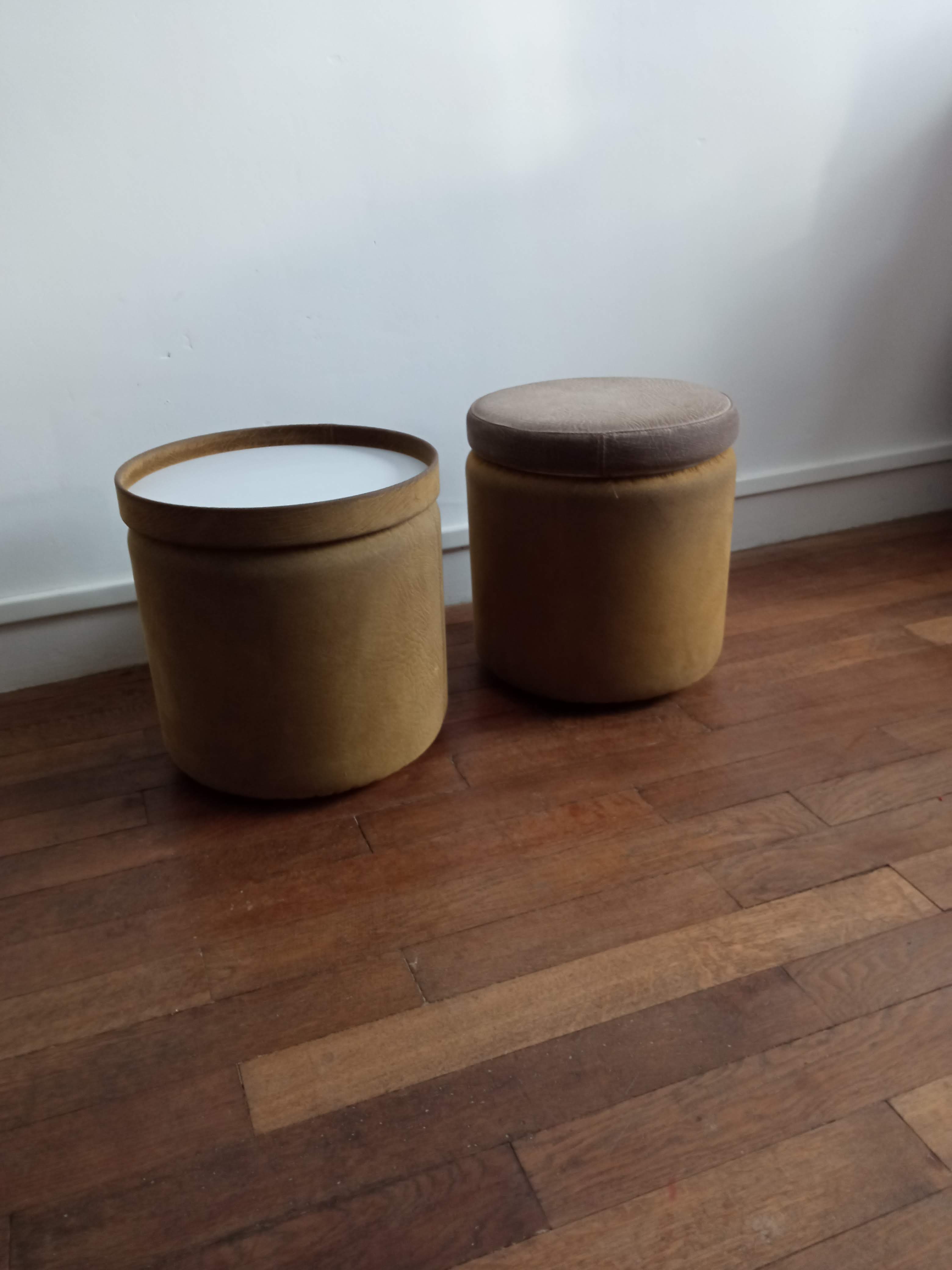 Vintage pouf in suede 70