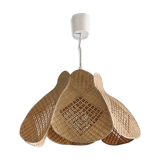 Wicker and flower-shaped braided straw hanging