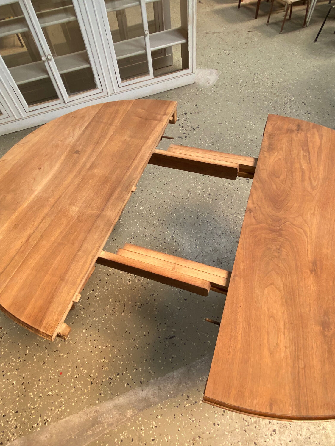 Table à manger ovale art deco extensible