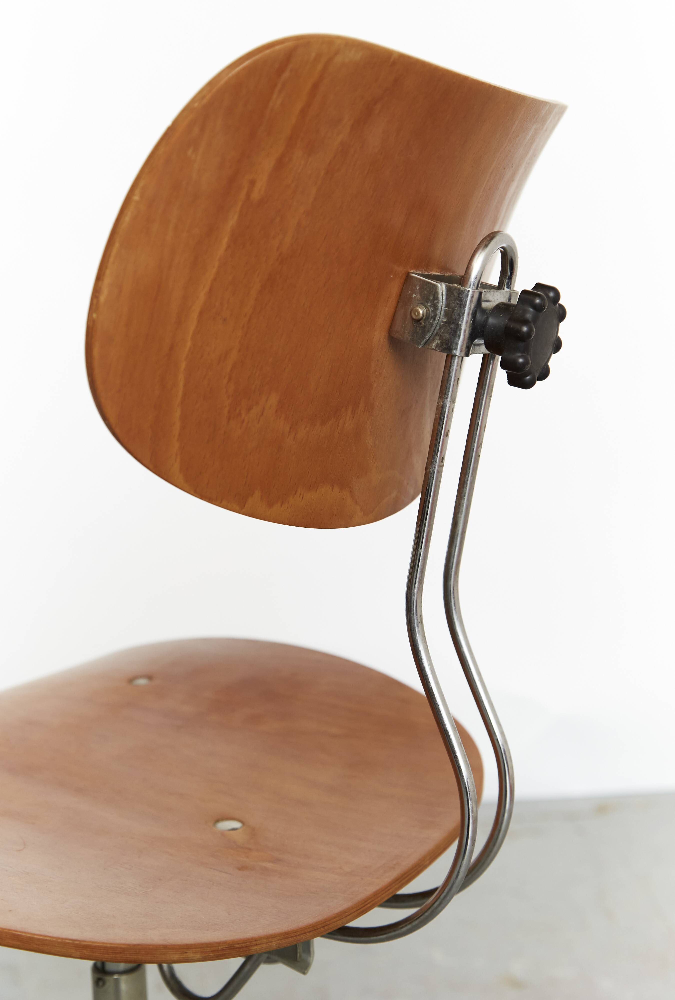 Chaise pivotante Mid-Century modèle SE 40 par Egon Eiermann pour Wilde+Spieth