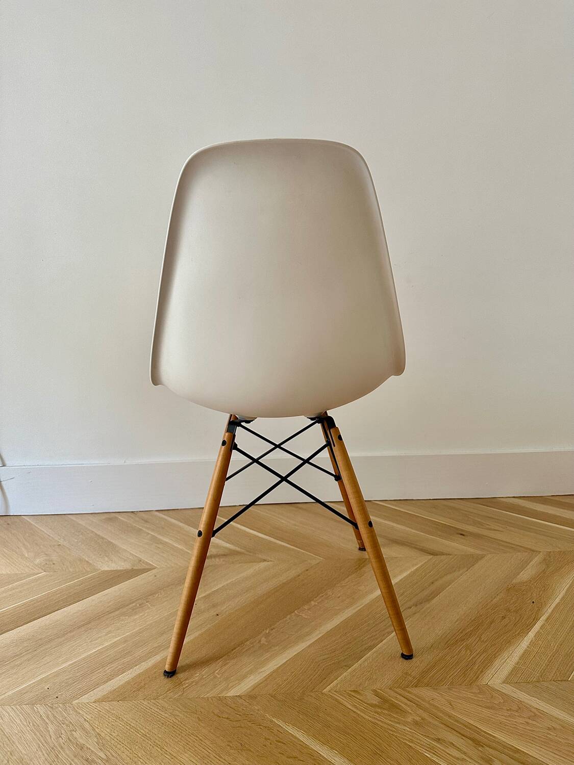 Set of chairs Eames DSW chair by Charles and Ray Eames