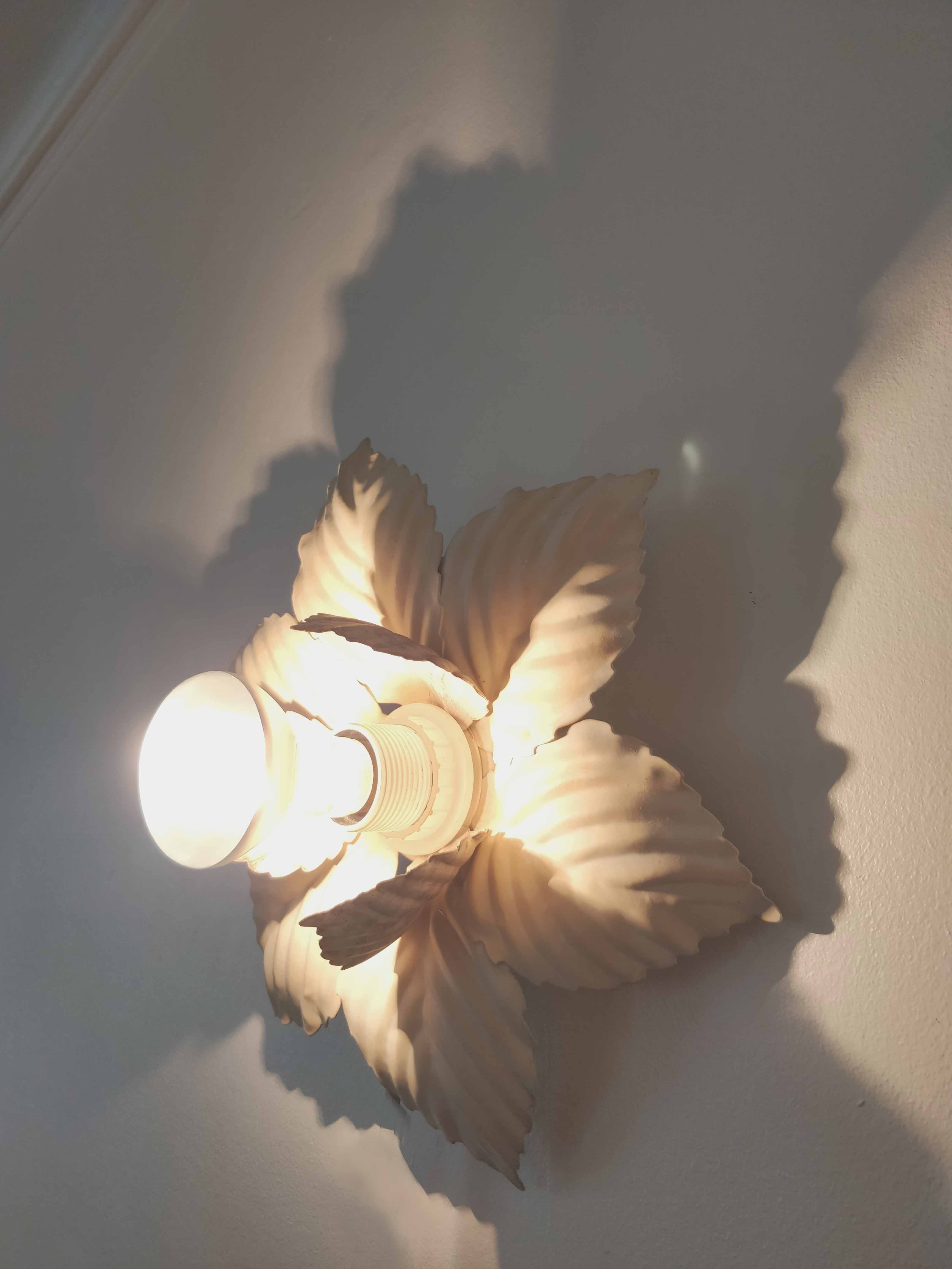 Wall light flower lamp leaves beige metal 30cm