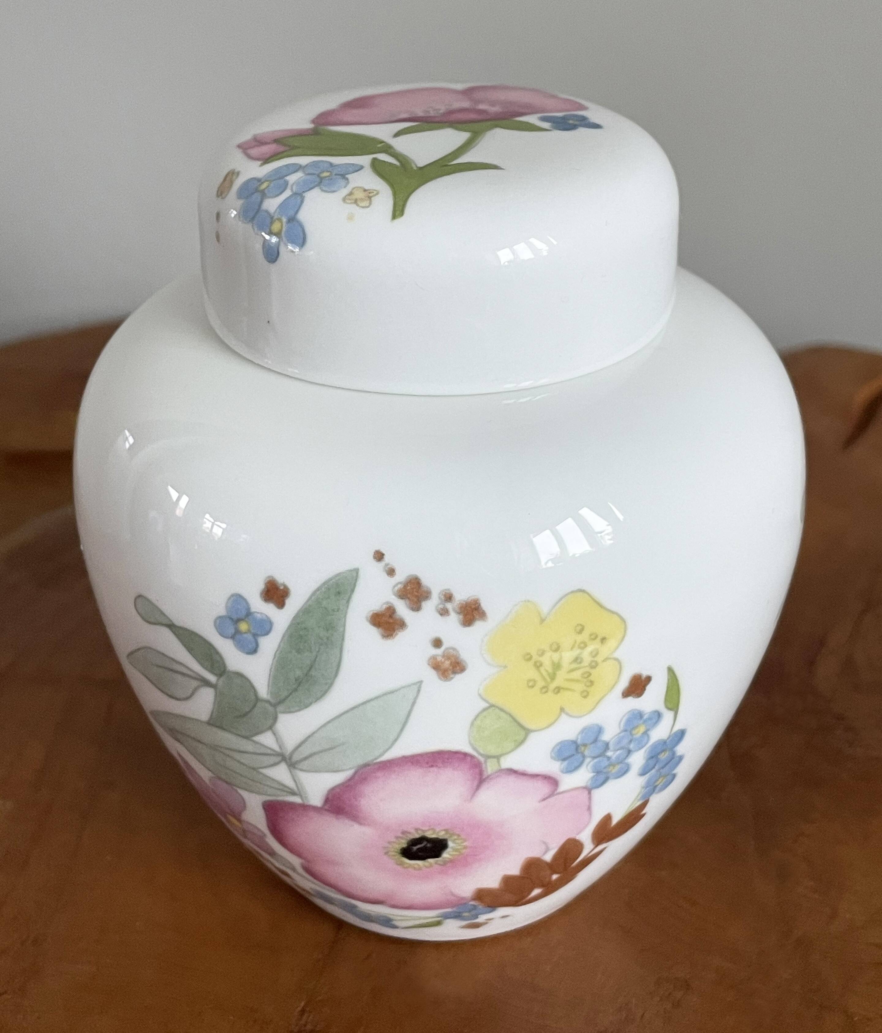 Wedgwood "Meadow Sweet" Ginger Jar, Decorative Storage Pot, Bone China with Pink and Blue Flowers