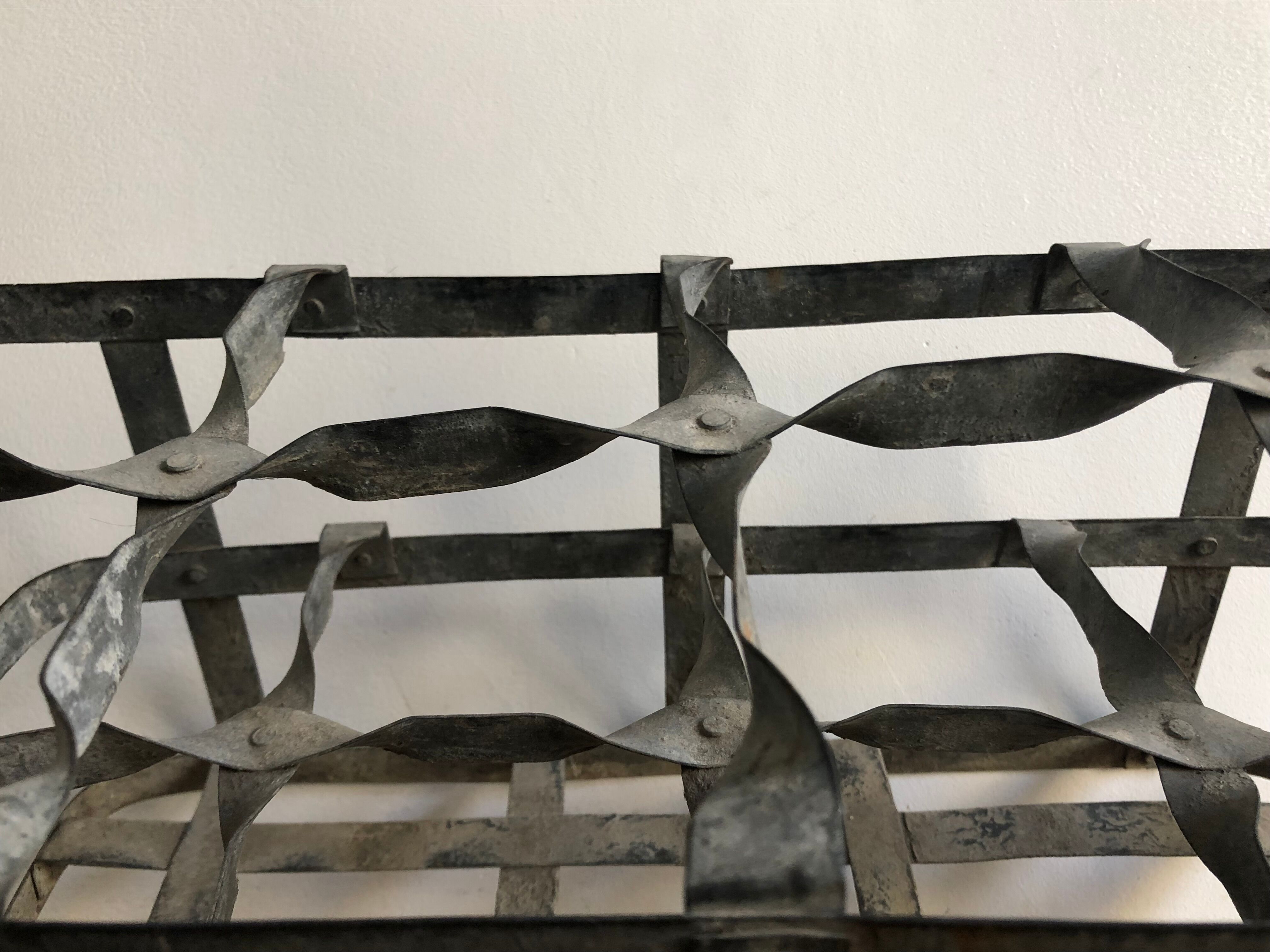 8-hole bottle holder, zinc and wood