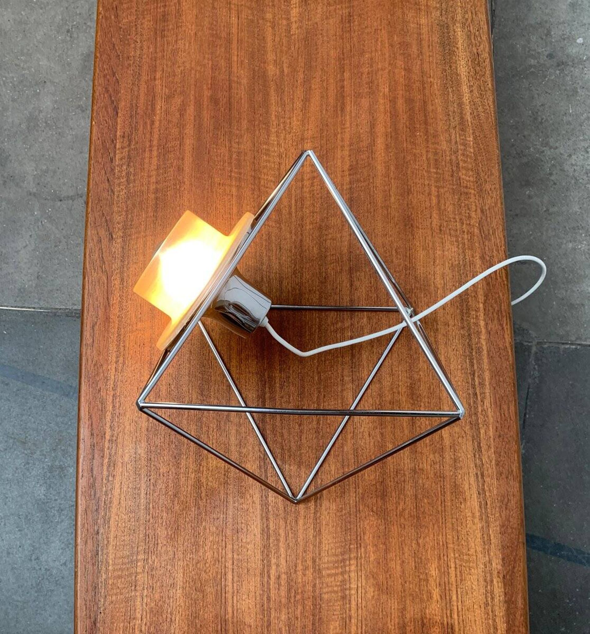 Poliedra table lamp from the Italian space age by Felice Ragazzo for Guzzini