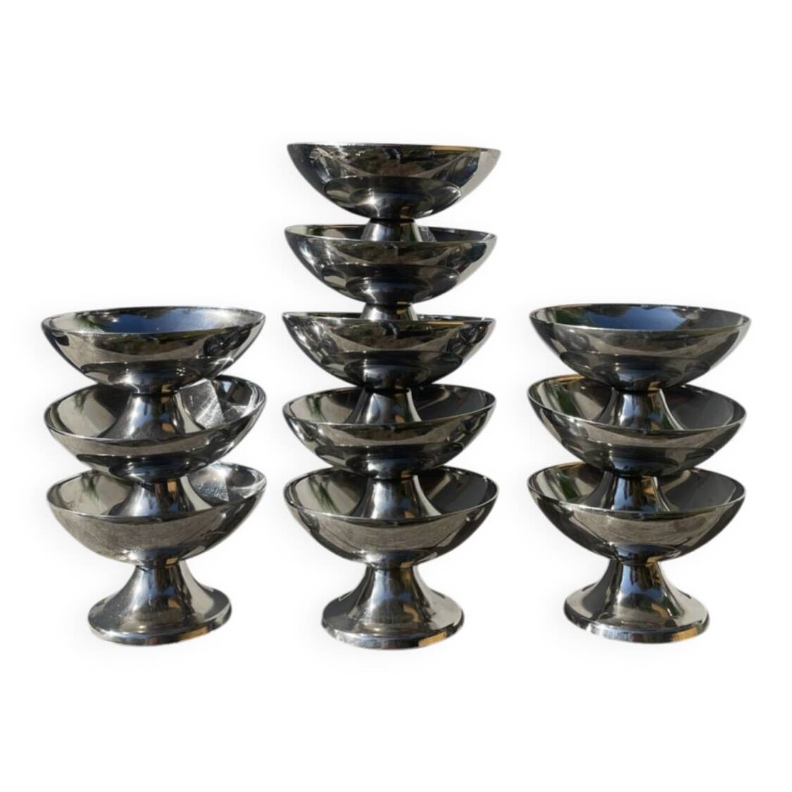 11 vintage stainless steel bowls