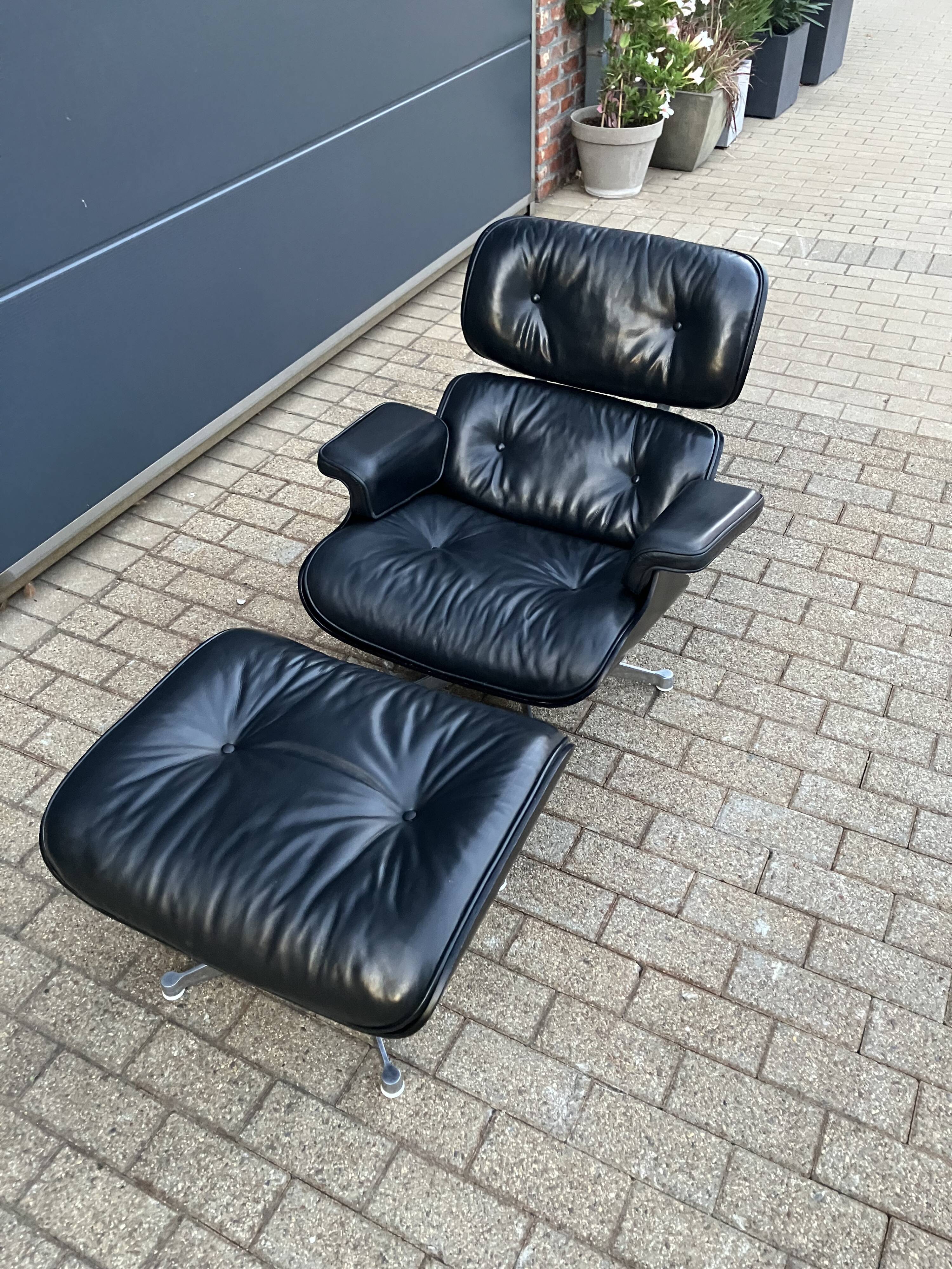 Vitra Eames lounge chair met Ottoman. Jaren 70. In Topstaat!