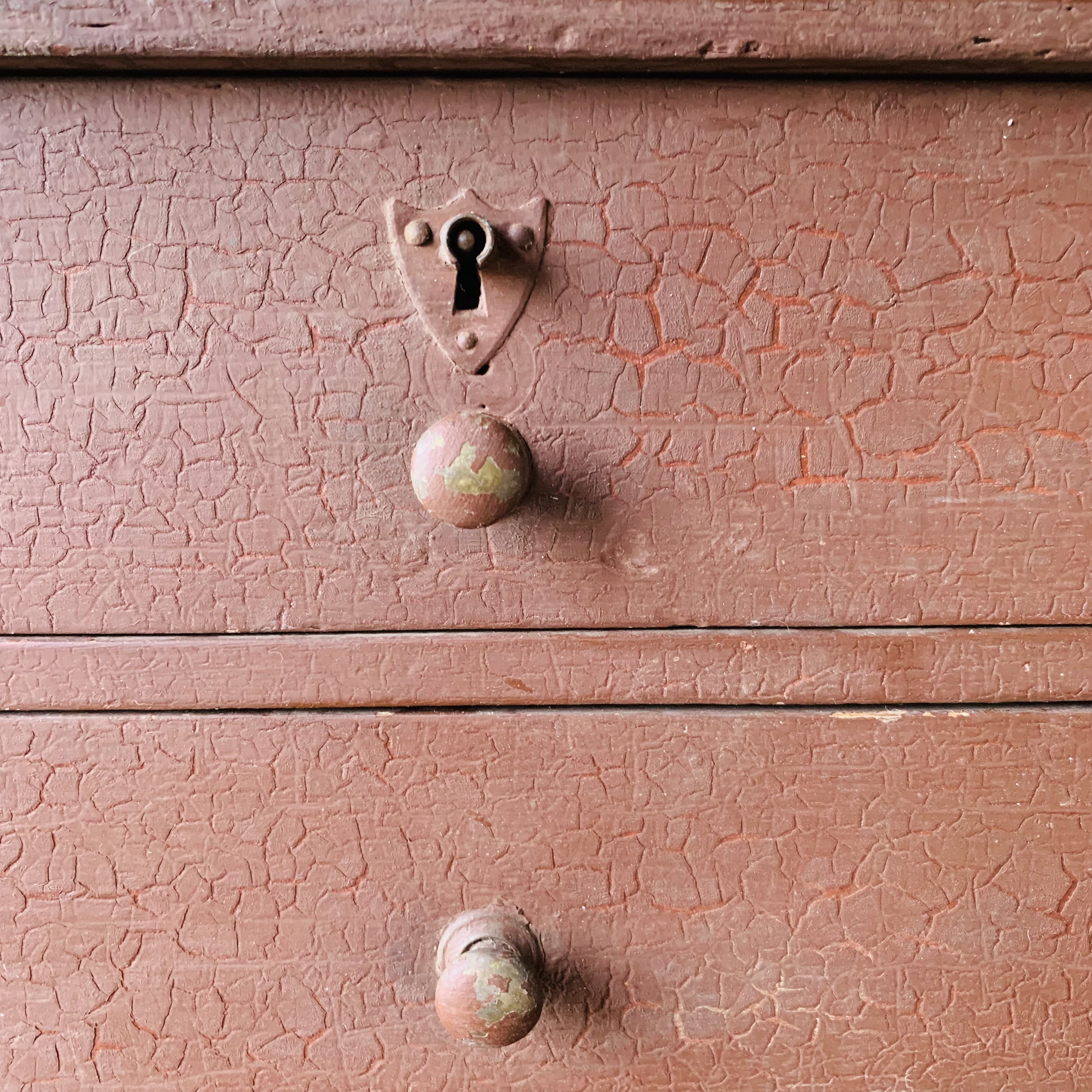 Small piece of furniture 4 drawers