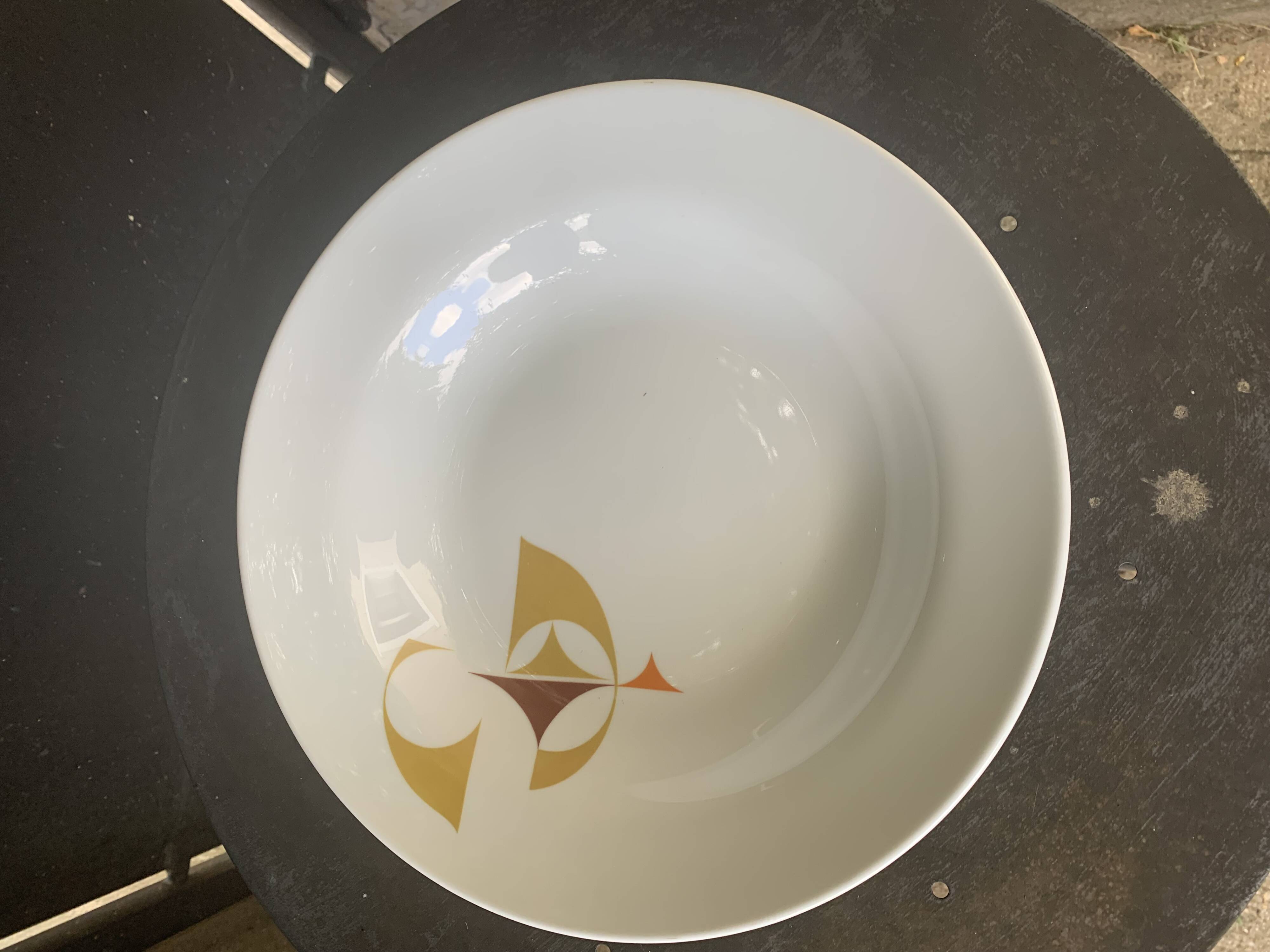 White porcelain deep dish, Schirnding Bavaria, design, vintage 1970