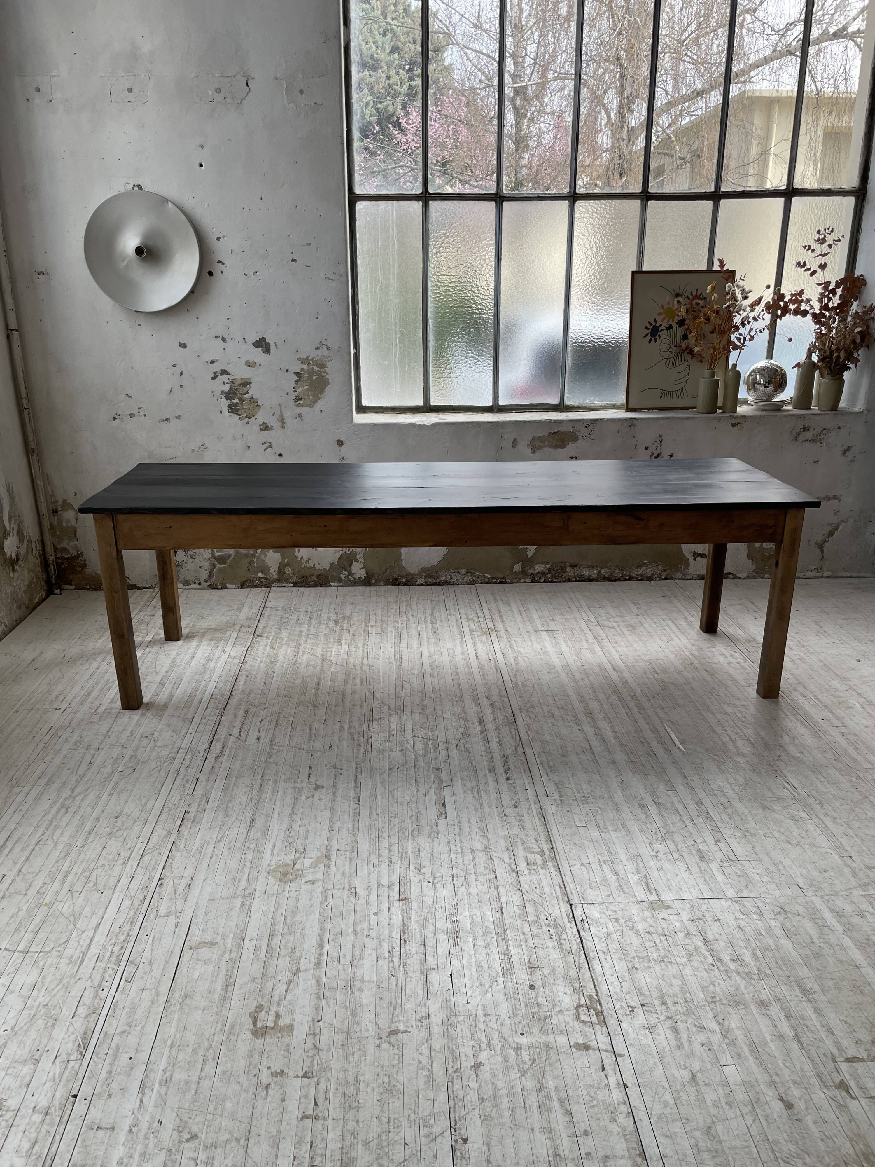 Black pine farm table 250 cm