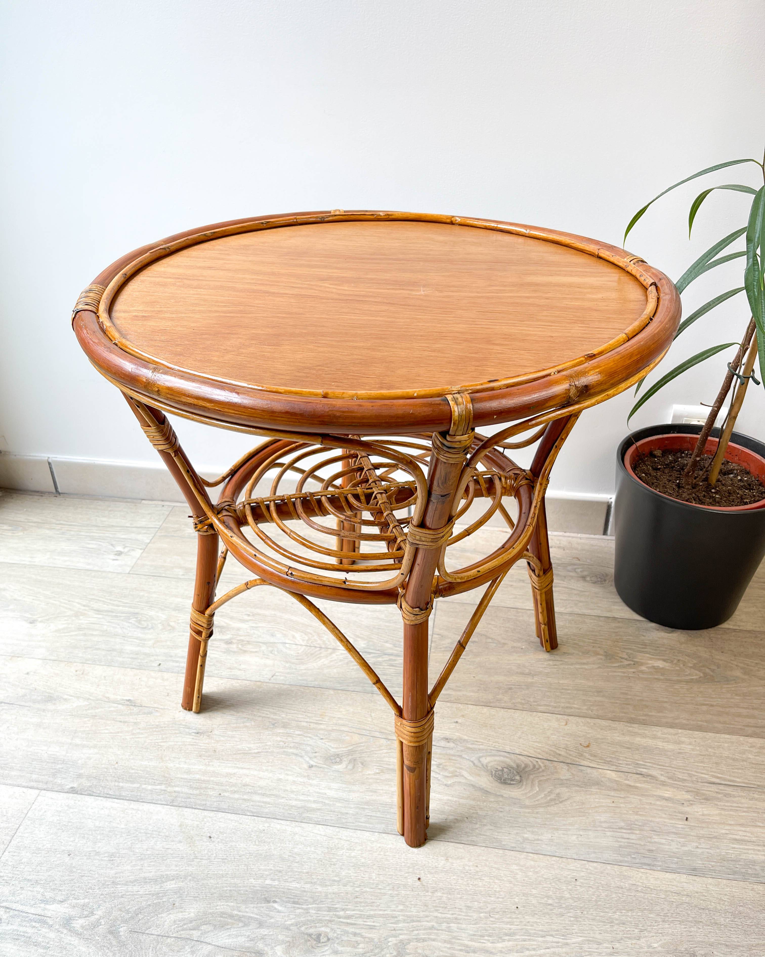 Vintage round rattan coffee table 1970