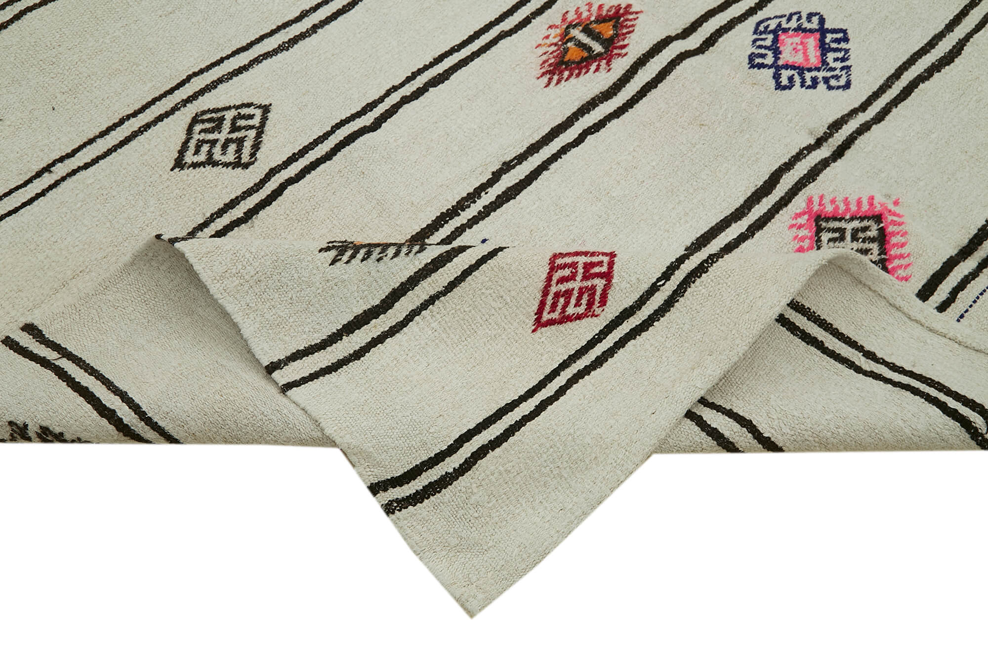 Hand-knotted turkish unique 1970s 222 cm x 343 cm beige hemp kilim carpet