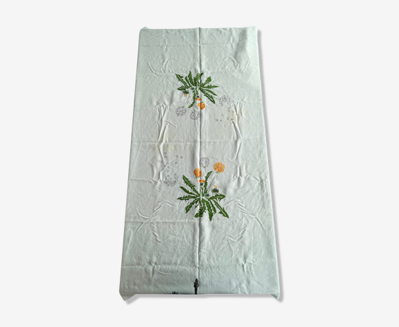 Nappe carrée 170 x 170 brodée main