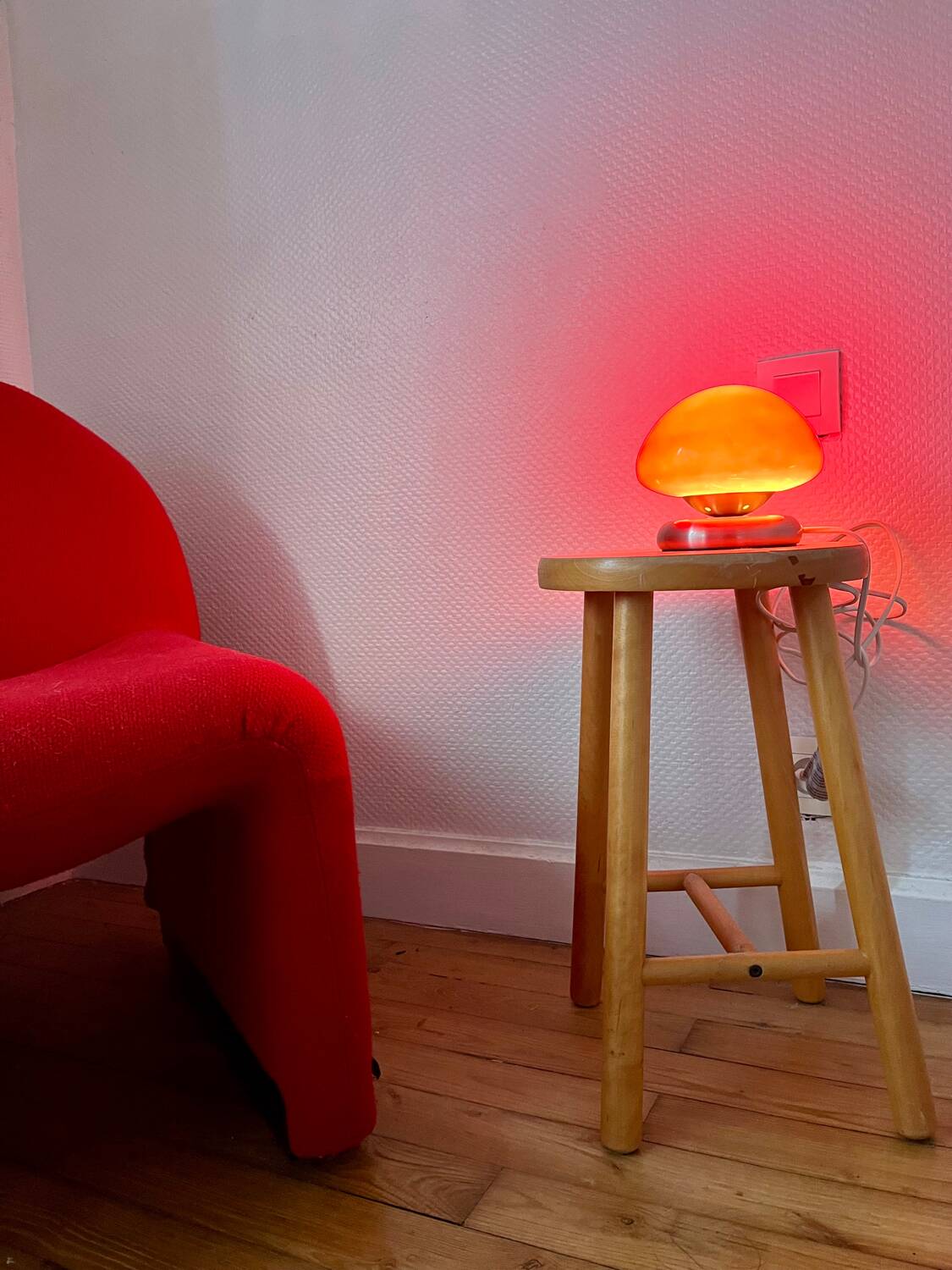 Vintage UFO touch mushroom lamp