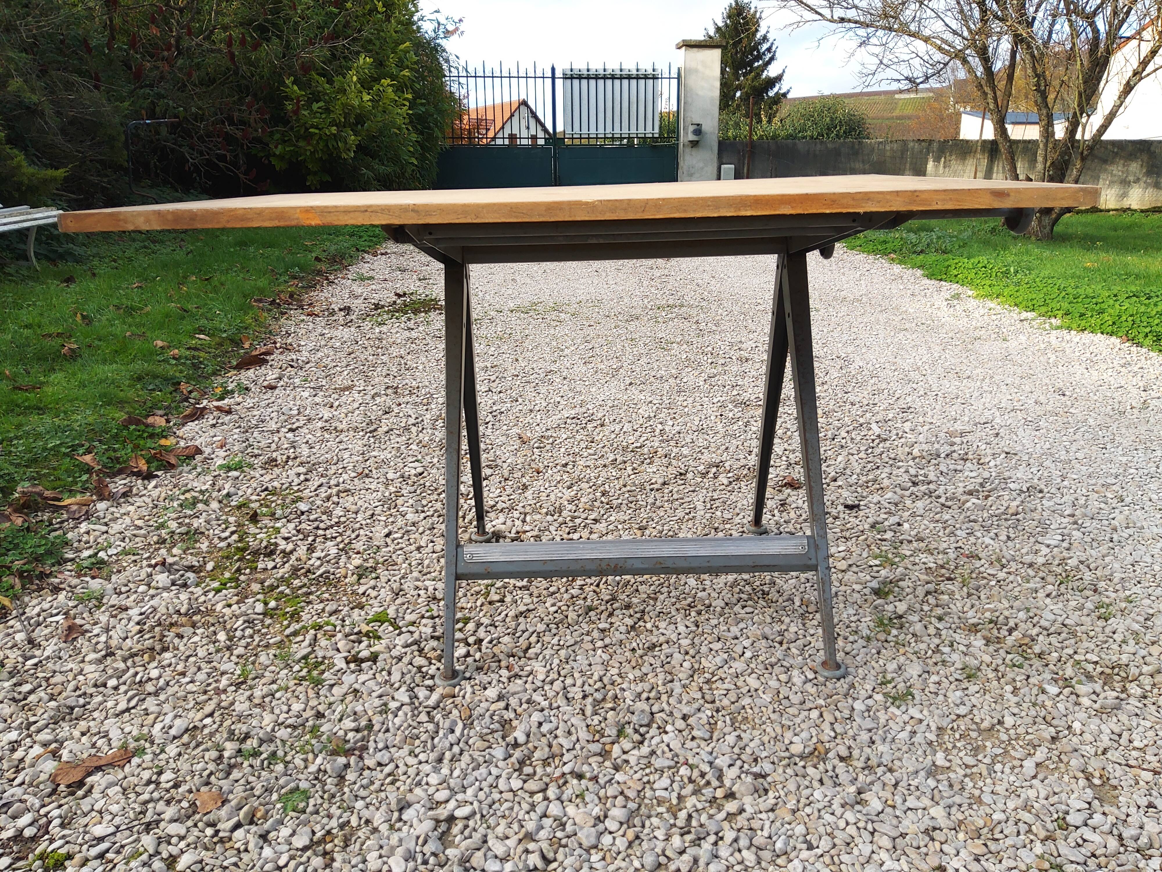 Kramer friso drawing table