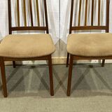Suite de 4 chaises en teck des années 70