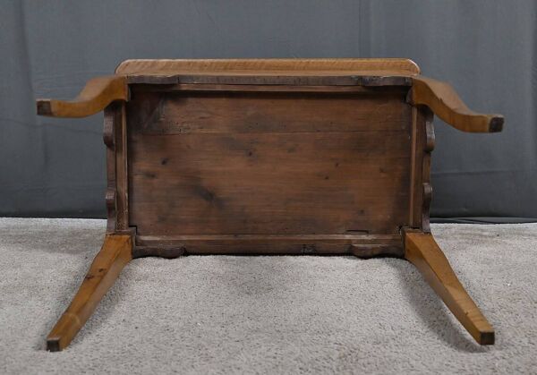 Table à pétrin en noyer et poirier, époque Louis XV – XVIIIe