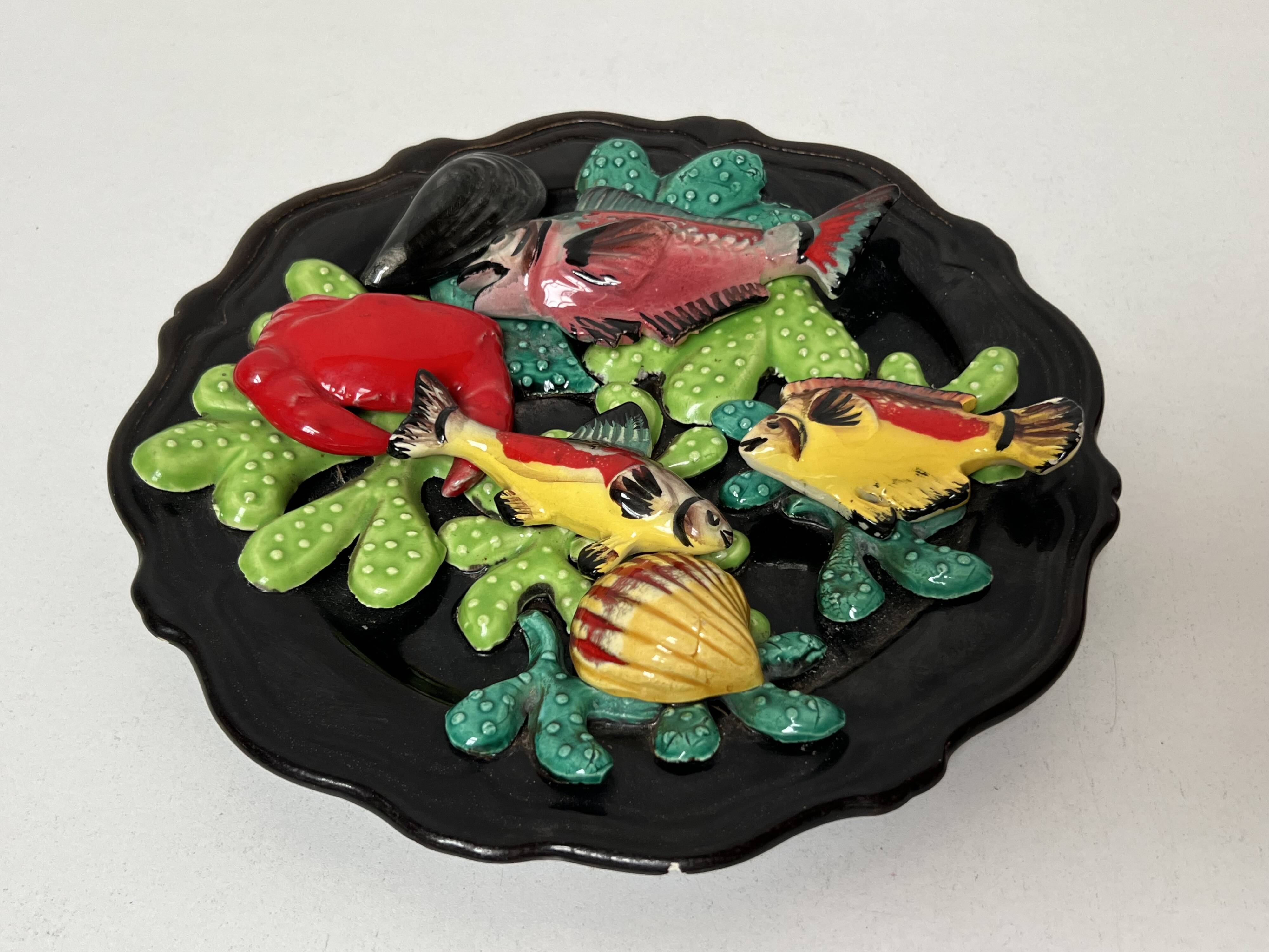 Trompe l'oeil plate, vallauris ceramic, 20th century, fish and shells
