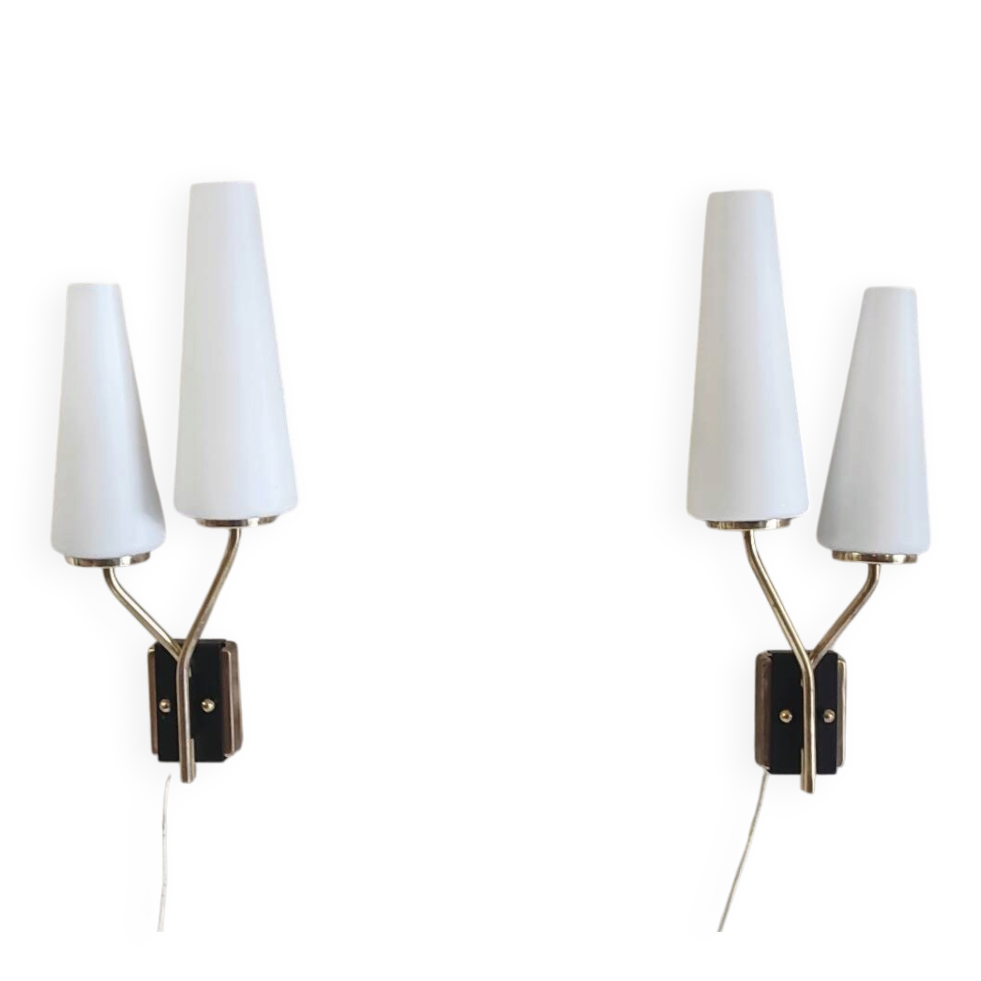 Asymmetrical double light wall sconces in brass, metal, and opaline - 50s