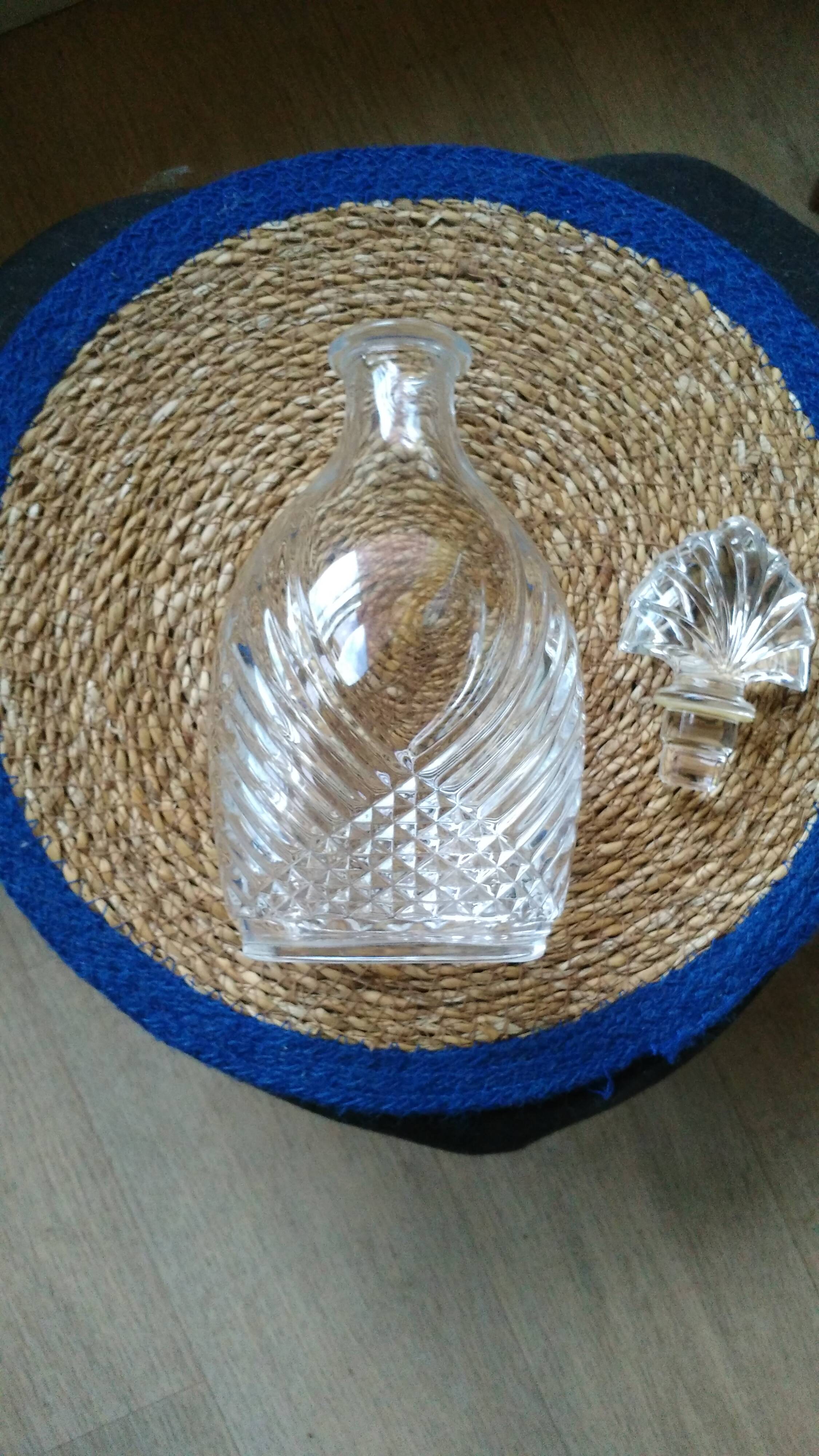 Vintage crystal whisky decanter from the 50s/60s