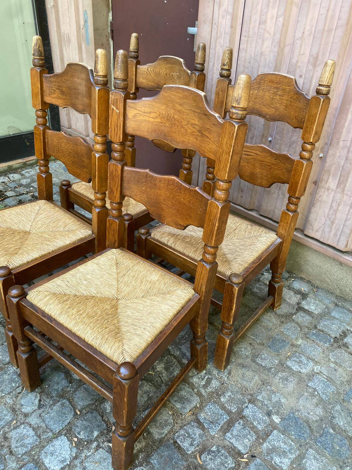 4 chaises à manger bois massif et paille 1960