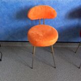 Old armchair moumoute orange